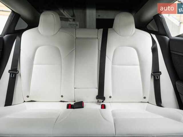 Черный Тесла Модель 3, объемом двигателя 0 л и пробегом 16 тыс. км за 27500 $, фото 49 на Automoto.ua