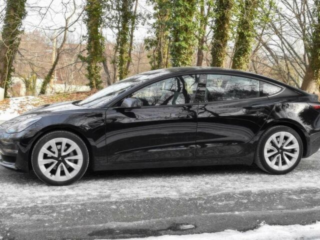 Черный Тесла Модель 3, объемом двигателя 0 л и пробегом 12 тыс. км за 9800 $, фото 3 на Automoto.ua