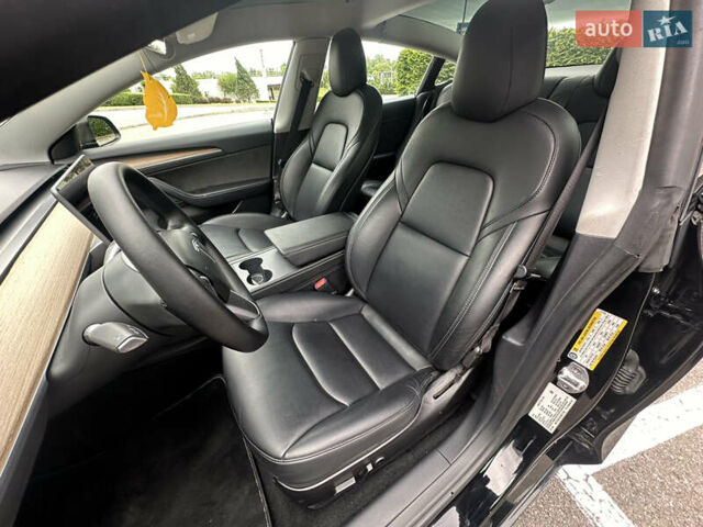 Тесла Модель 3 2022 в Киеве на Automoto.ua Черный Тесла Модель 3, объемом двигателя 0 л и пробегом 135 тыс. км за 19299 $, фото 34 на Automoto.ua