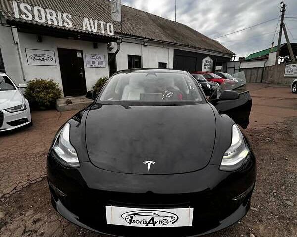 Черный Тесла Модель 3, объемом двигателя 0 л и пробегом 69 тыс. км за 21000 $, фото 3 на Automoto.ua
