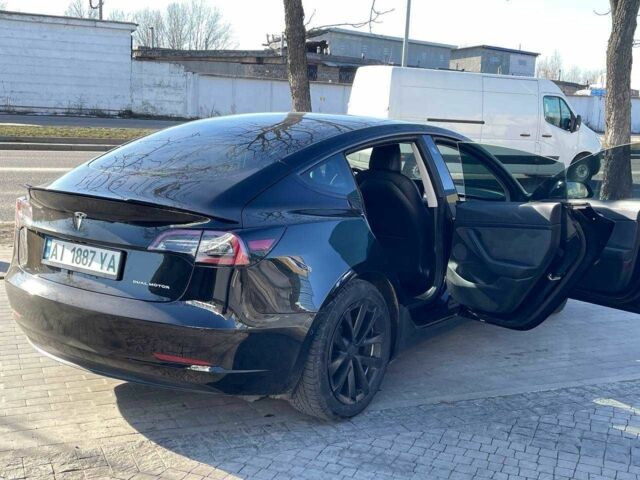 Чорний Тесла Модель 3, об'ємом двигуна 0 л та пробігом 55 тис. км за 23500 $, фото 11 на Automoto.ua
