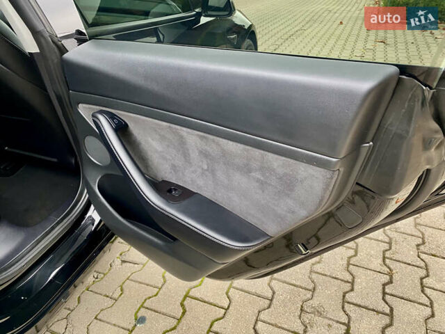 Чорний Тесла Модель 3, об'ємом двигуна 0 л та пробігом 146 тис. км за 20800 $, фото 38 на Automoto.ua