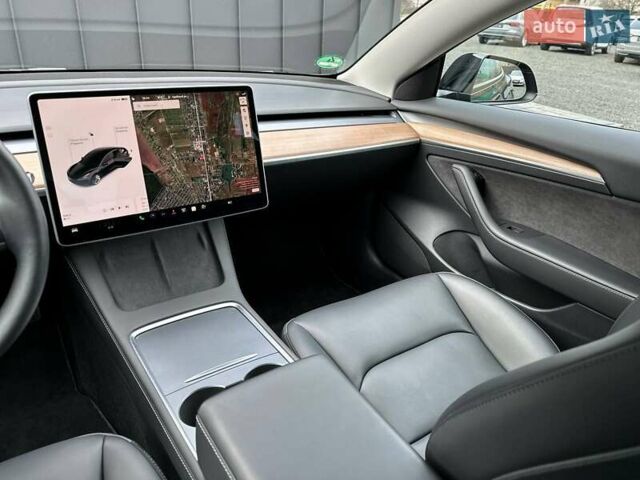 Чорний Тесла Модель 3, об'ємом двигуна 0 л та пробігом 45 тис. км за 25000 $, фото 18 на Automoto.ua