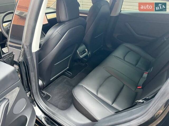 Черный Тесла Модель 3, объемом двигателя 0 л и пробегом 28 тыс. км за 25000 $, фото 12 на Automoto.ua