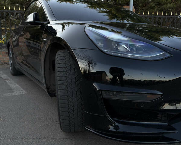 Чорний Тесла Модель 3, об'ємом двигуна 0 л та пробігом 66 тис. км за 21000 $, фото 3 на Automoto.ua