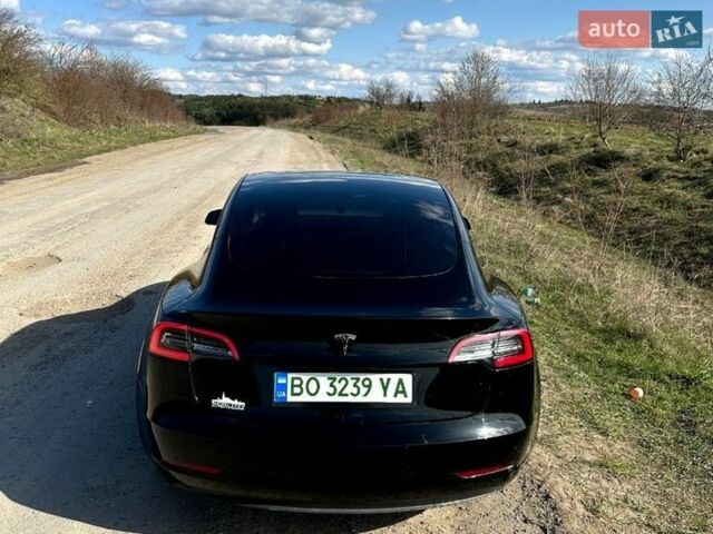 Черный Тесла Модель 3, объемом двигателя 0 л и пробегом 93 тыс. км за 19900 $, фото 9 на Automoto.ua