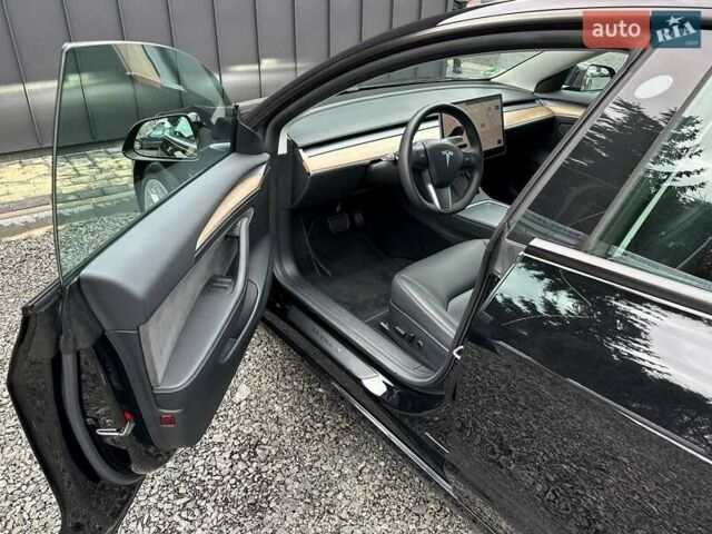 Чорний Тесла Модель 3, об'ємом двигуна 0 л та пробігом 45 тис. км за 25000 $, фото 9 на Automoto.ua