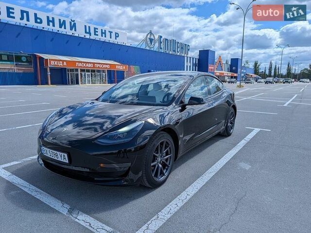 Чорний Тесла Модель 3, об'ємом двигуна 0 л та пробігом 19 тис. км за 20500 $, фото 7 на Automoto.ua
