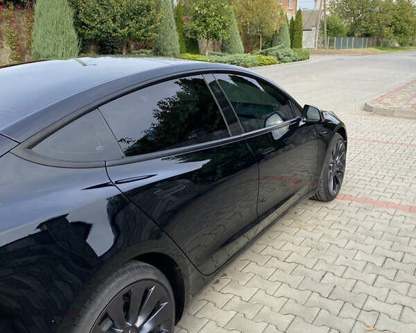 Чорний Тесла Модель 3, об'ємом двигуна 0 л та пробігом 31 тис. км за 25100 $, фото 18 на Automoto.ua