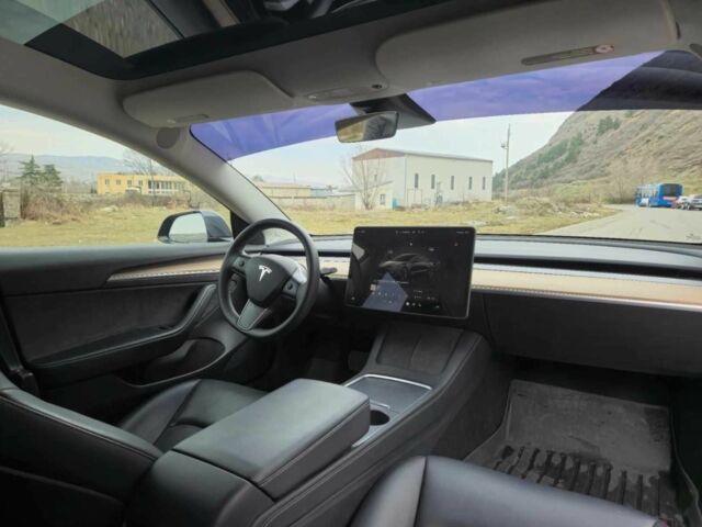 Черный Тесла Модель 3, объемом двигателя 0 л и пробегом 34 тыс. км за 13200 $, фото 7 на Automoto.ua