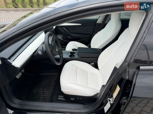 Черный Тесла Модель 3, объемом двигателя 0 л и пробегом 43 тыс. км за 21999 $, фото 20 на Automoto.ua