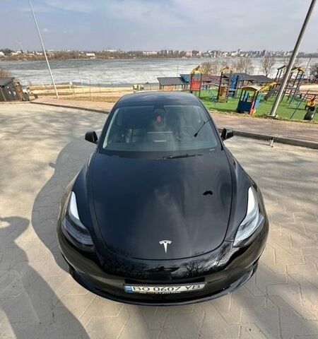 Черный Тесла Модель 3, объемом двигателя 0 л и пробегом 90 тыс. км за 16500 $, фото 9 на Automoto.ua