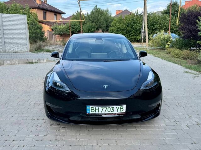 Черный Тесла Модель 3, объемом двигателя 0 л и пробегом 248 тыс. км за 16903 $, фото 4 на Automoto.ua