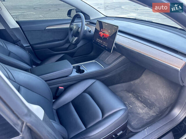 Черный Тесла Модель 3, объемом двигателя 0 л и пробегом 25 тыс. км за 19850 $, фото 13 на Automoto.ua