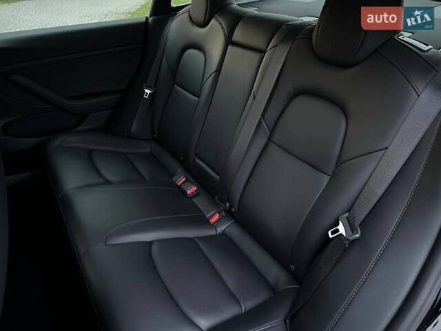 Черный Тесла Модель 3, объемом двигателя 0 л и пробегом 70 тыс. км за 17400 $, фото 8 на Automoto.ua