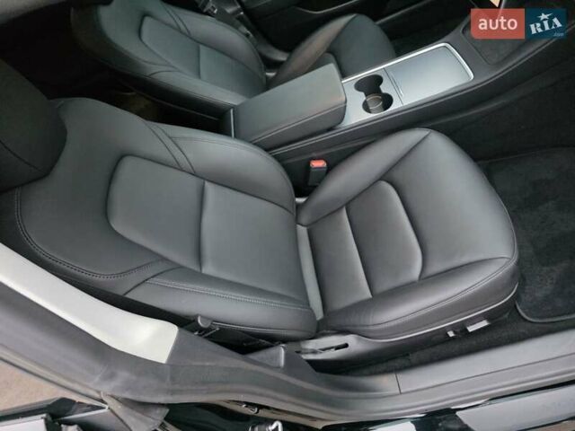 Чорний Тесла Модель 3, об'ємом двигуна 0 л та пробігом 38 тис. км за 24000 $, фото 25 на Automoto.ua