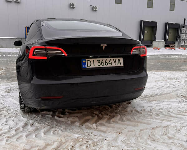 Черный Тесла Модель 3, объемом двигателя 0 л и пробегом 120 тыс. км за 17900 $, фото 5 на Automoto.ua