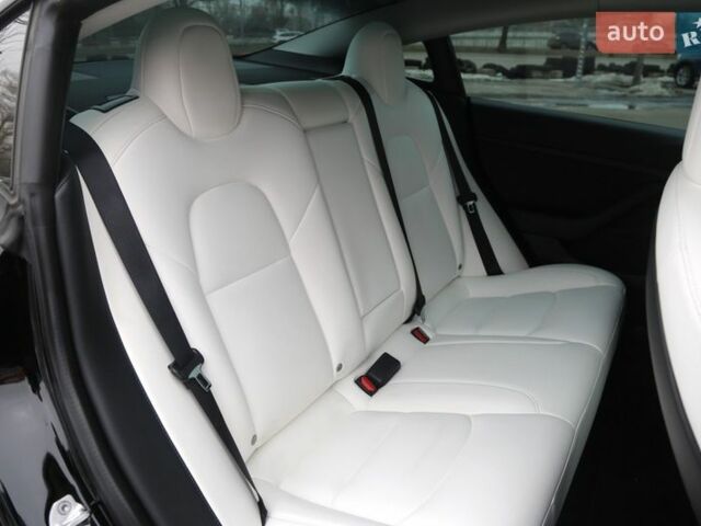 Черный Тесла Модель 3, объемом двигателя 0 л и пробегом 38 тыс. км за 25000 $, фото 10 на Automoto.ua