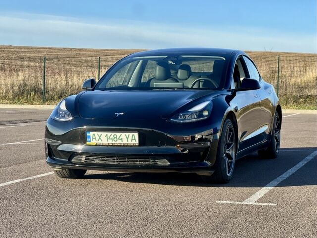 Чорний Тесла Модель 3, об'ємом двигуна 0 л та пробігом 14 тис. км за 19999 $, фото 1 на Automoto.ua