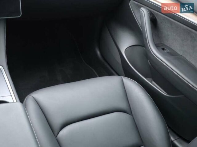 Чорний Тесла Модель 3, об'ємом двигуна 0 л та пробігом 38 тис. км за 24000 $, фото 39 на Automoto.ua