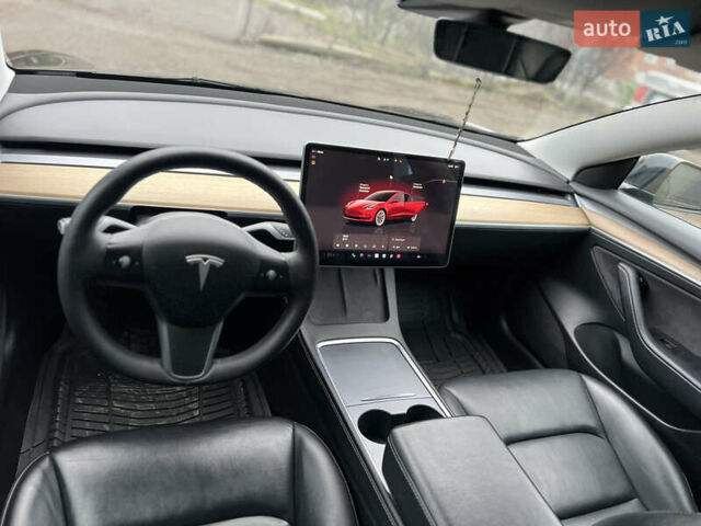Чорний Тесла Модель 3, об'ємом двигуна 0 л та пробігом 154 тис. км за 17399 $, фото 13 на Automoto.ua