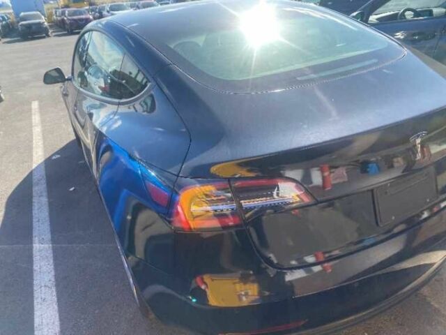 Черный Тесла Модель 3, объемом двигателя 0 л и пробегом 196 тыс. км за 13300 $, фото 8 на Automoto.ua