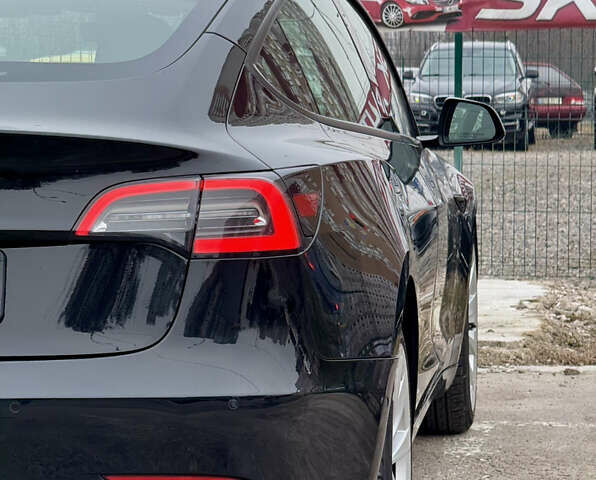 Чорний Тесла Модель 3, об'ємом двигуна 0 л та пробігом 160 тис. км за 17999 $, фото 74 на Automoto.ua