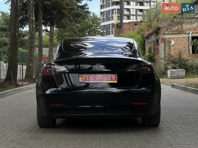 Тесла Модель 3 2022 у Львові на Automoto.ua Чорний Тесла Модель 3, об'ємом двигуна 0 л та пробігом 75 тис. км за 27500 $, фото 7 на Automoto.ua