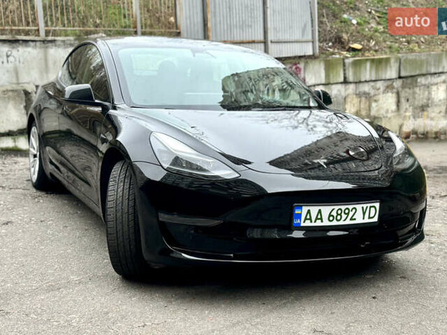Черный Тесла Модель 3, объемом двигателя 0 л и пробегом 160 тыс. км за 18000 $, фото 1 на Automoto.ua