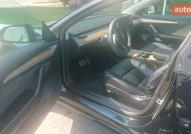 Черный Тесла Модель 3, объемом двигателя 0 л и пробегом 197 тыс. км за 17000 $, фото 10 на Automoto.ua
