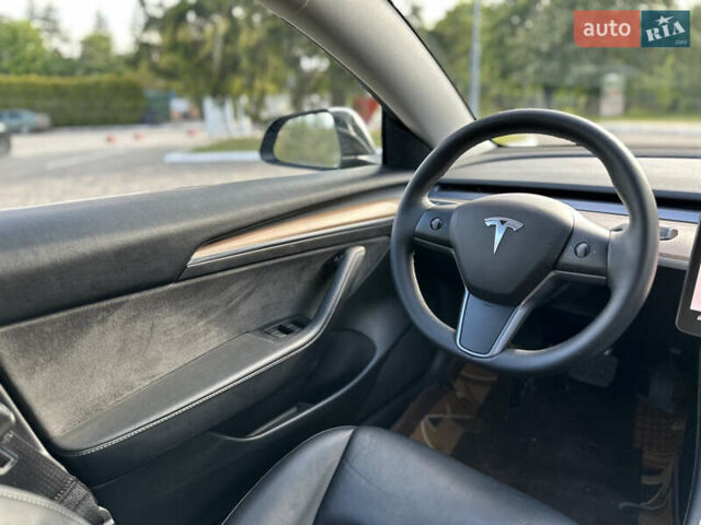 Черный Тесла Модель 3, объемом двигателя 0 л и пробегом 125 тыс. км за 22500 $, фото 13 на Automoto.ua