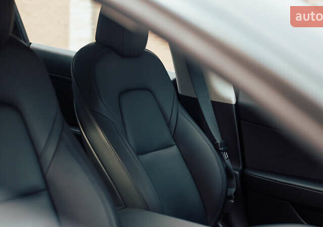 Черный Тесла Модель 3, объемом двигателя 0 л и пробегом 15 тыс. км за 23500 $, фото 49 на Automoto.ua