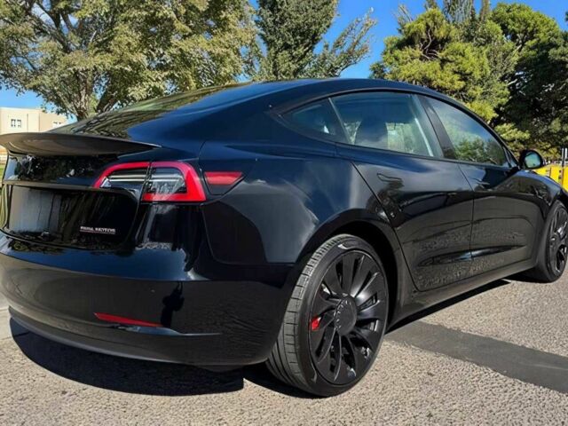 Чорний Тесла Модель 3, об'ємом двигуна 0 л та пробігом 23 тис. км за 14000 $, фото 4 на Automoto.ua