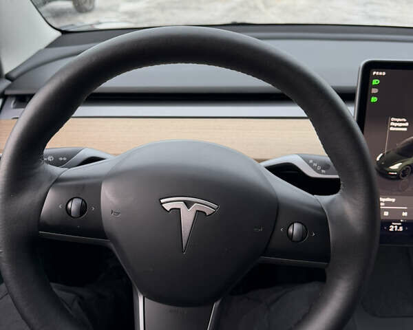 Черный Тесла Модель 3, объемом двигателя 0 л и пробегом 48 тыс. км за 26500 $, фото 23 на Automoto.ua