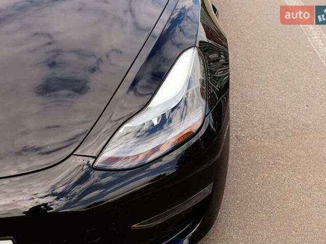 Чорний Тесла Модель 3, об'ємом двигуна 0 л та пробігом 49 тис. км за 24999 $, фото 10 на Automoto.ua