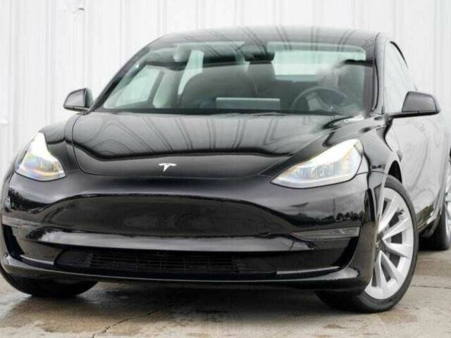 Черный Тесла Модель 3, объемом двигателя 0 л и пробегом 15 тыс. км за 15500 $, фото 2 на Automoto.ua