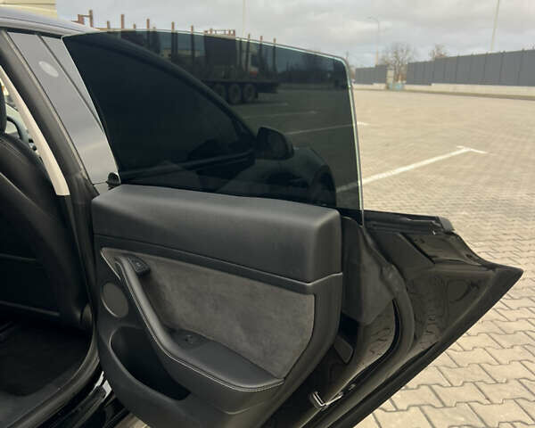 Черный Тесла Модель 3, объемом двигателя 0 л и пробегом 85 тыс. км за 19999 $, фото 37 на Automoto.ua