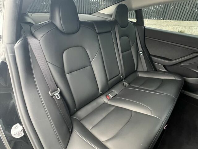 Черный Тесла Модель 3, объемом двигателя 0 л и пробегом 85 тыс. км за 19999 $, фото 16 на Automoto.ua