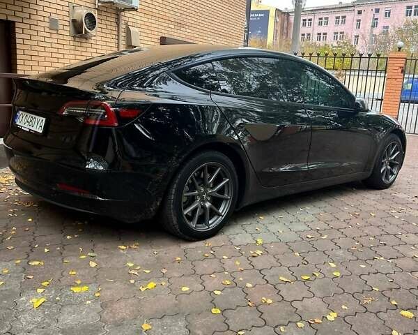 Черный Тесла Модель 3, объемом двигателя 0 л и пробегом 64 тыс. км за 24200 $, фото 4 на Automoto.ua