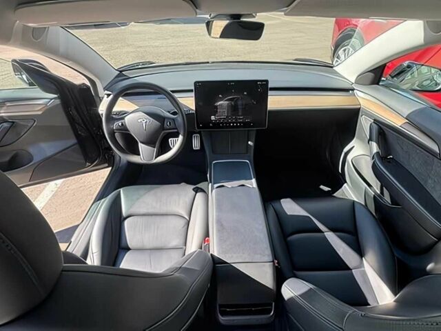 Чорний Тесла Модель 3, об'ємом двигуна 0 л та пробігом 23 тис. км за 14000 $, фото 9 на Automoto.ua