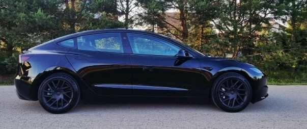 Чорний Тесла Модель 3, об'ємом двигуна 0 л та пробігом 34 тис. км за 15500 $, фото 4 на Automoto.ua