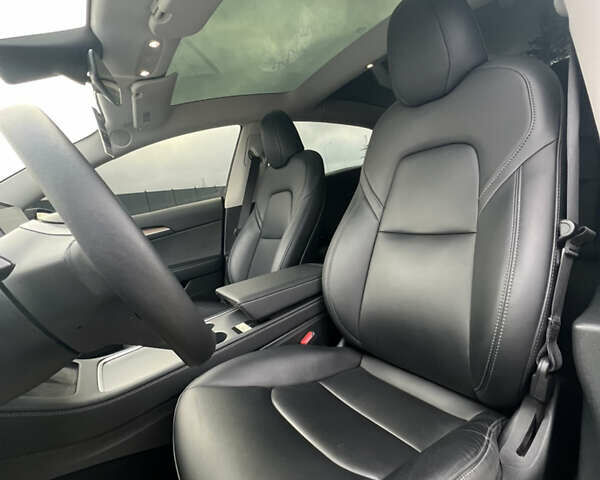 Черный Тесла Модель 3, объемом двигателя 0 л и пробегом 85 тыс. км за 19999 $, фото 20 на Automoto.ua