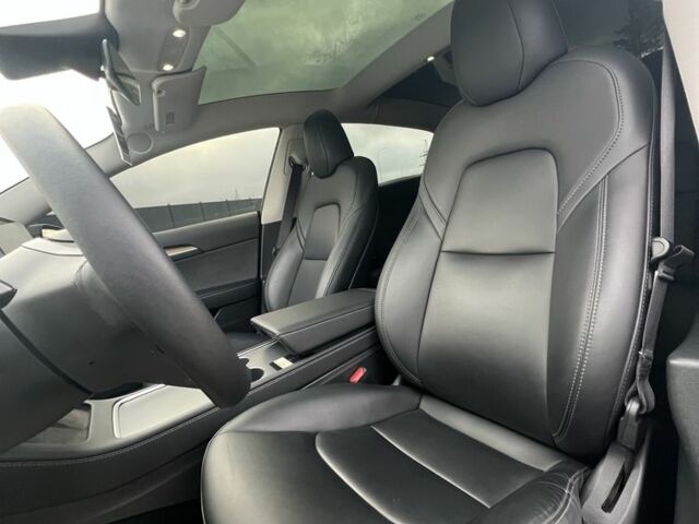 Черный Тесла Модель 3, объемом двигателя 0 л и пробегом 85 тыс. км за 19999 $, фото 6 на Automoto.ua