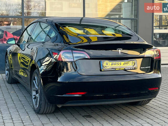 Чорний Тесла Модель 3, об'ємом двигуна 0 л та пробігом 16 тис. км за 22900 $, фото 4 на Automoto.ua