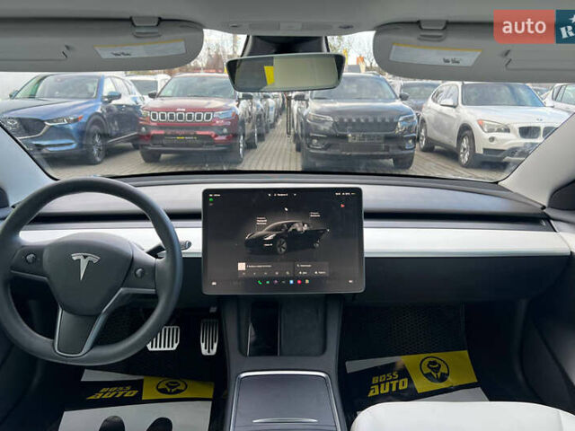 Чорний Тесла Модель 3, об'ємом двигуна 0 л та пробігом 16 тис. км за 22900 $, фото 14 на Automoto.ua