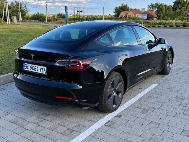Чорний Тесла Модель 3, об'ємом двигуна 0 л та пробігом 40 тис. км за 23500 $, фото 2 на Automoto.ua