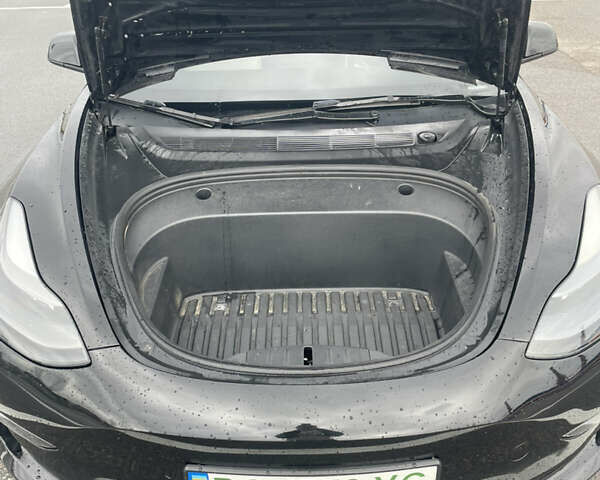 Черный Тесла Модель 3, объемом двигателя 0 л и пробегом 45 тыс. км за 22000 $, фото 7 на Automoto.ua