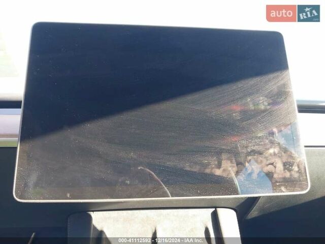 Чорний Тесла Модель 3, об'ємом двигуна 0 л та пробігом 38 тис. км за 14900 $, фото 14 на Automoto.ua