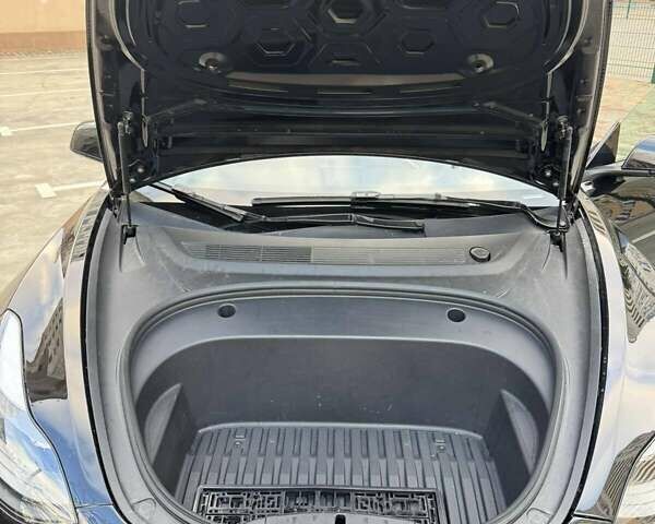 Чорний Тесла Модель 3, об'ємом двигуна 0 л та пробігом 92 тис. км за 23500 $, фото 12 на Automoto.ua