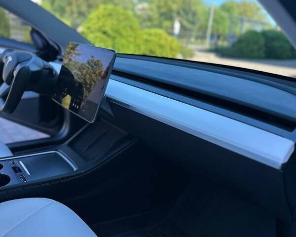 Черный Тесла Модель 3, объемом двигателя 0 л и пробегом 22 тыс. км за 22800 $, фото 74 на Automoto.ua